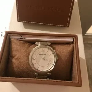 Michael Kors | Accessories | Michael Kors Mk570 All  display picture 1